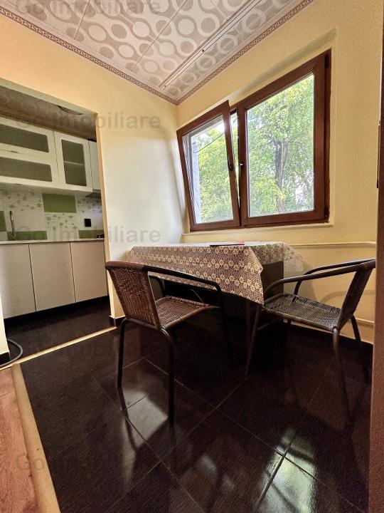 Doua Camere Tatarasi, Etaj 1